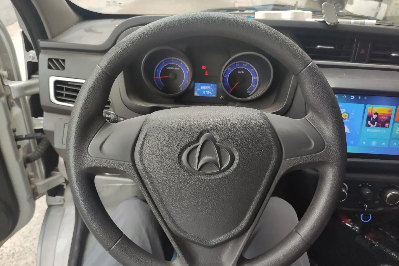 2018 ChangAn KuaYue KuaYueWang X1 1.2L 91HP L4 5MT,autocango,china used car exporter,china ev exporter,chinese used car exporter,chinese used ev exporter