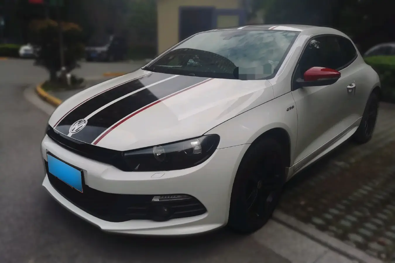 2013 Volkswagen Scirocco 1.4T 122HP L4 7DCT