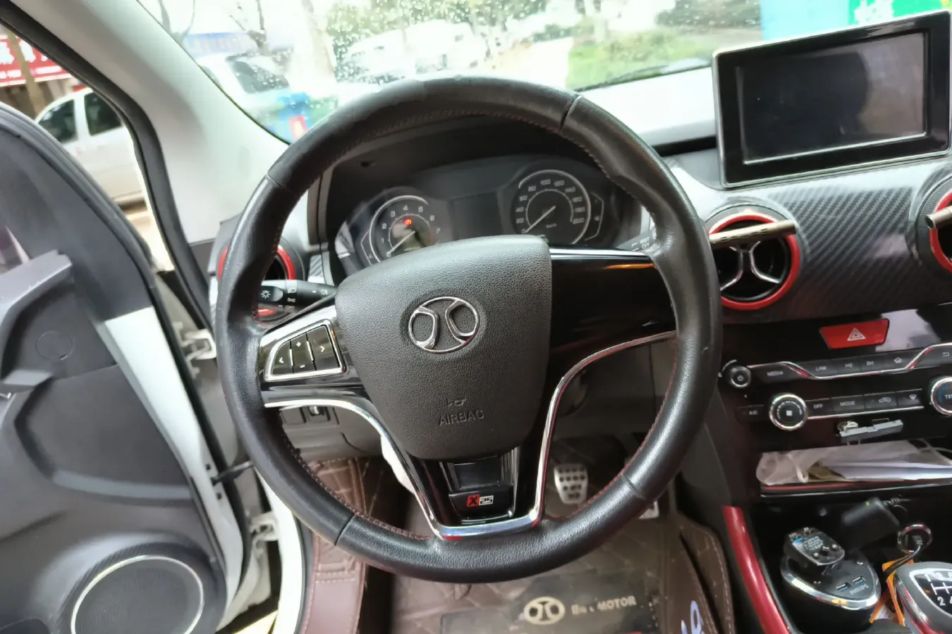 2015 BeiJing Auto Senova X25 1.5L 116HP L4 5MT,autocango,china used car exporter,china ev exporter,chinese used car exporter,chinese used ev exporter