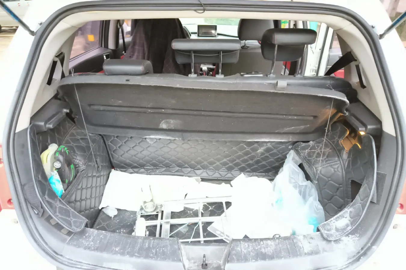 2015 BeiJing Auto Senova X25 1.5L 116HP L4 5MT,autocango,china used car exporter,china ev exporter,chinese used car exporter,chinese used ev exporter