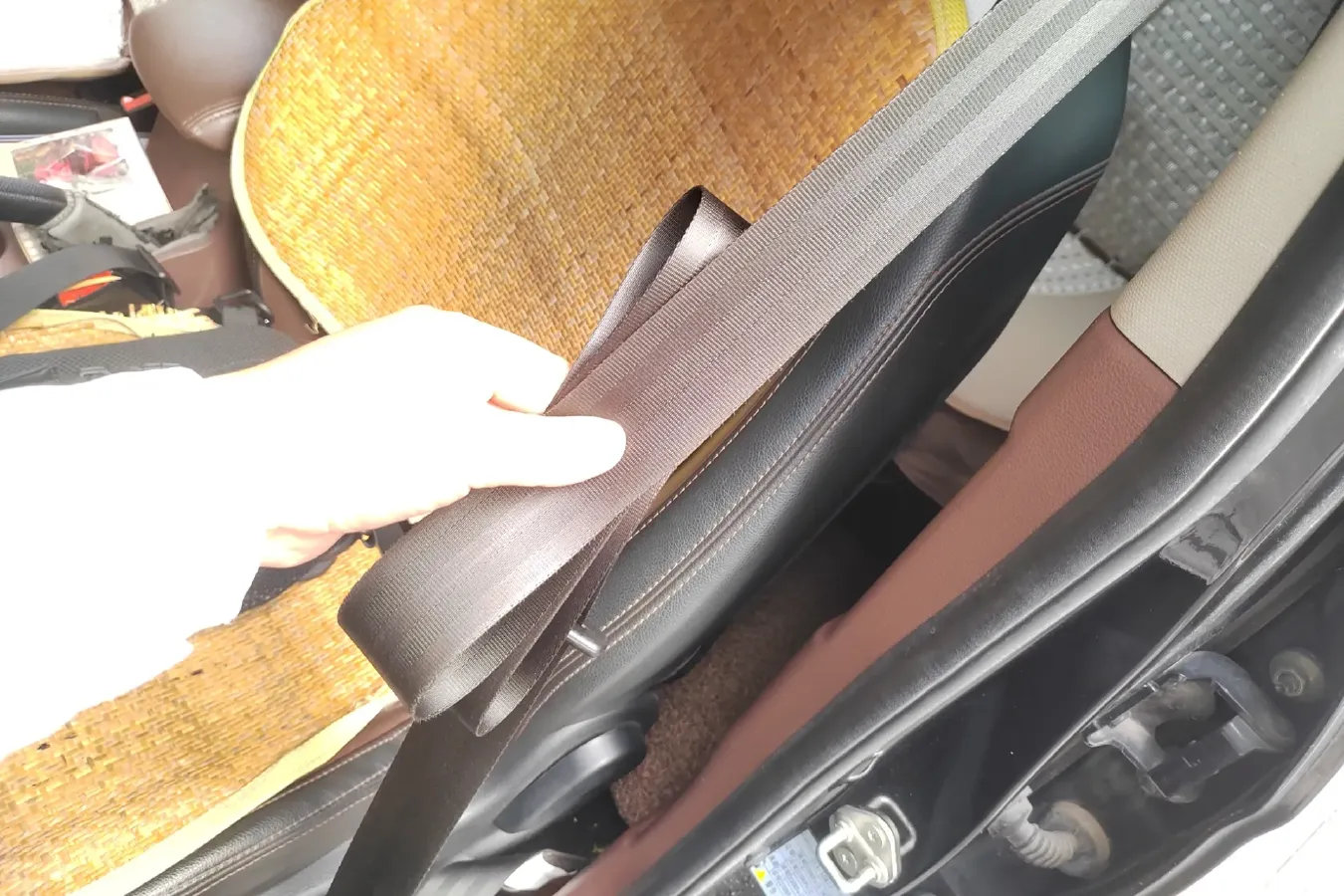 2016 DongFeng Forthing SX6 1.6L 122HP L4 CVT,autocango,china used car exporter,china ev exporter,chinese used car exporter,chinese used ev exporter