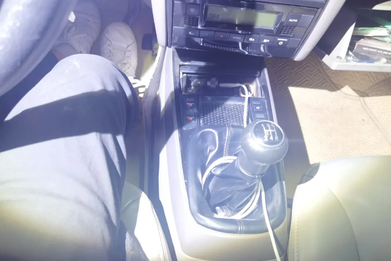 2008 Volkswagen Santana Vista 1.8L 101HP L4 5MT,autocango,china used car exporter,china ev exporter,chinese used car exporter,chinese used ev exporter