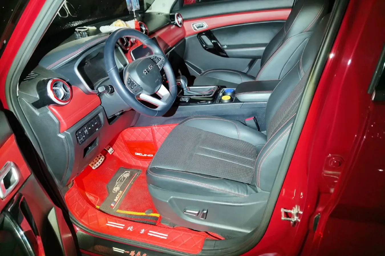 2021 BeiJing BJ30 1.5T 156HP L4 6AT,autocango,china used car exporter,china ev exporter,chinese used car exporter,chinese used ev exporter