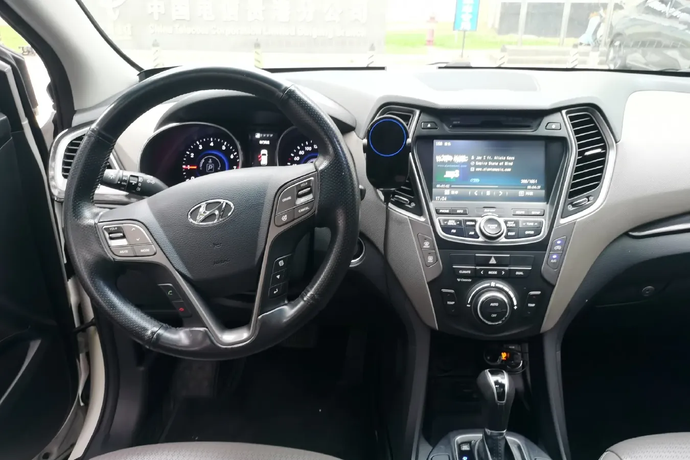 2013 Hyundai Grand SantaFe 3.0L 264HP V6 6AT,autocango,china used car exporter,china ev exporter,chinese used car exporter,chinese used ev exporter