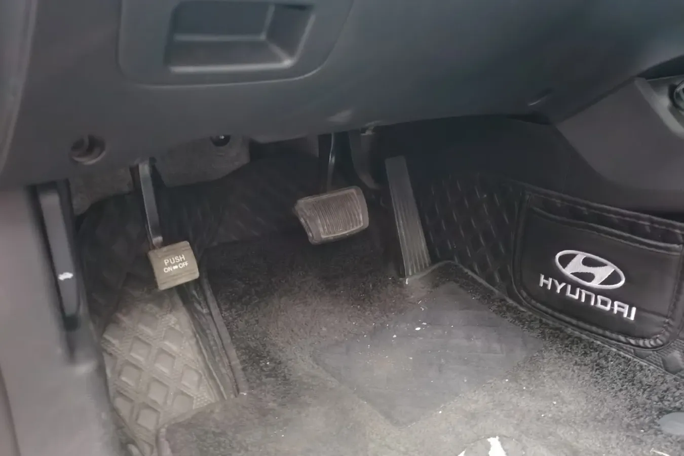 2013 Hyundai Grand SantaFe 3.0L 264HP V6 6AT,autocango,china used car exporter,china ev exporter,chinese used car exporter,chinese used ev exporter