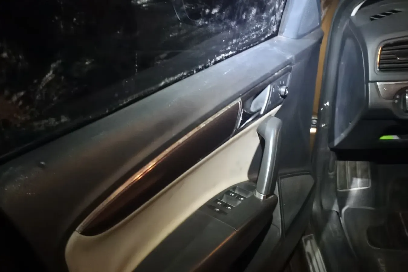 2014 Volkswagen Cross Lavida 1.6L 110HP L4 6AT,autocango,china used car exporter,china ev exporter,chinese used car exporter,chinese used ev exporter