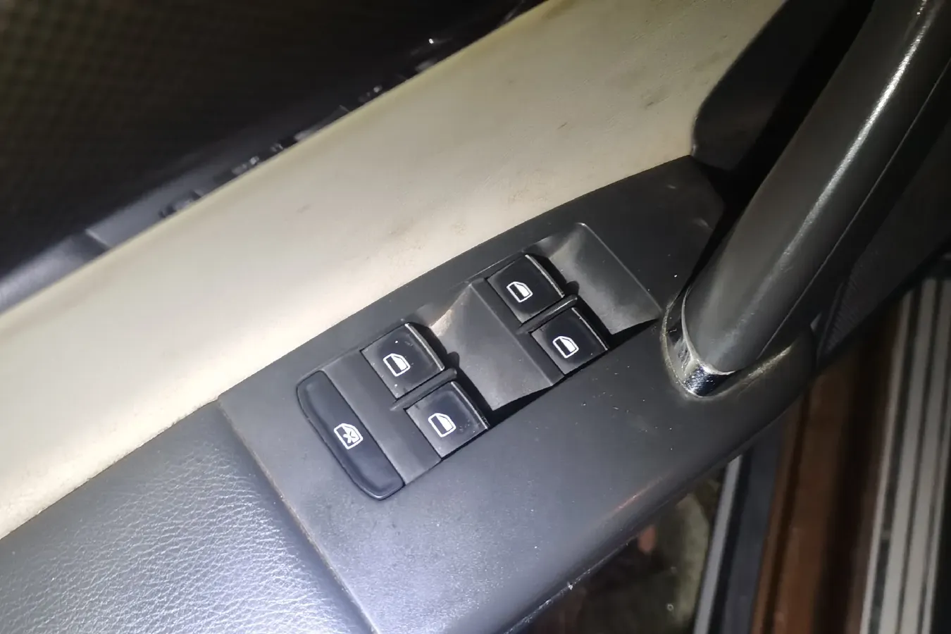 2014 Volkswagen Cross Lavida 1.6L 110HP L4 6AT,autocango,china used car exporter,china ev exporter,chinese used car exporter,chinese used ev exporter