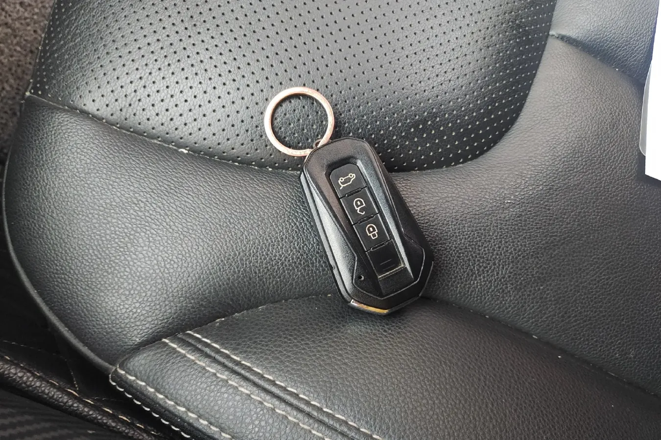 2016 JMC YuSheng S330 1.5T 163HP L4 6AT,autocango,china used car exporter,china ev exporter,chinese used car exporter,chinese used ev exporter