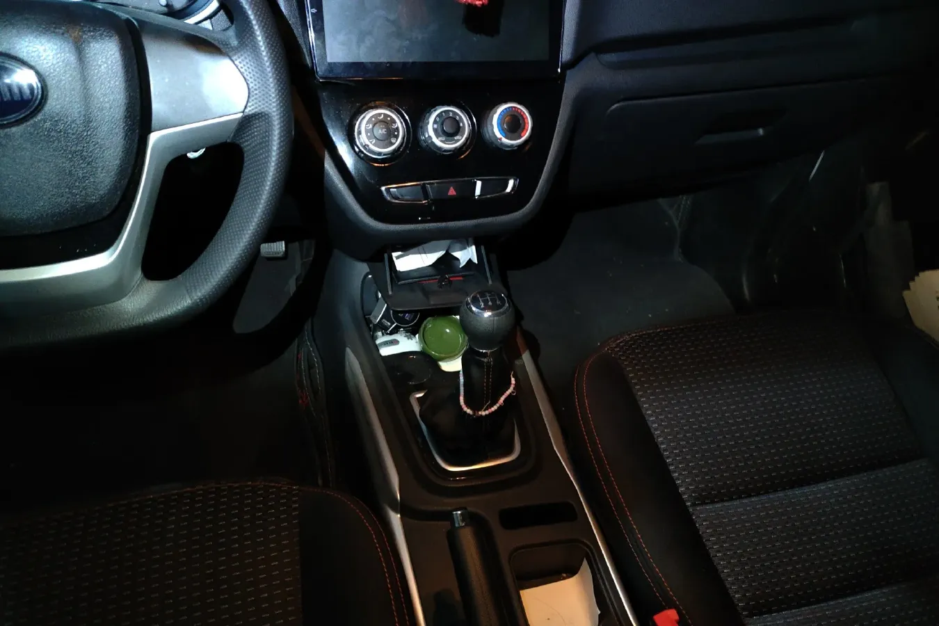 2021 SWM X2 1.5L 112HP L4 5MT,autocango,china used car exporter,china ev exporter,chinese used car exporter,chinese used ev exporter