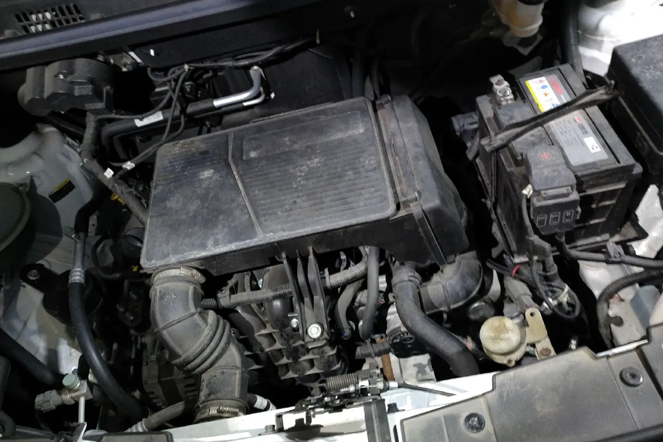 2021 SWM X2 1.5L 112HP L4 5MT,autocango,china used car exporter,china ev exporter,chinese used car exporter,chinese used ev exporter