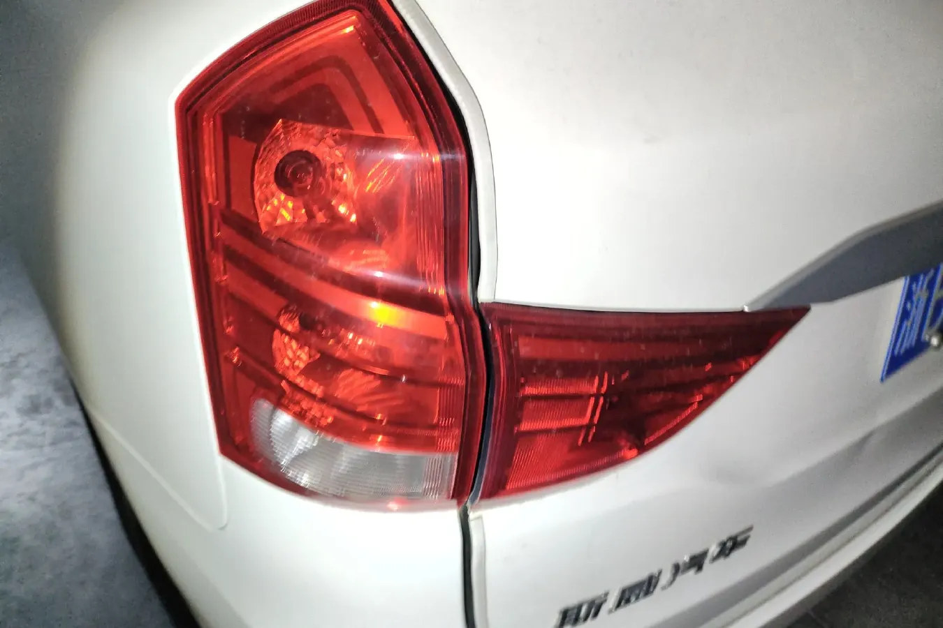 2021 SWM X2 1.5L 112HP L4 5MT,autocango,china used car exporter,china ev exporter,chinese used car exporter,chinese used ev exporter