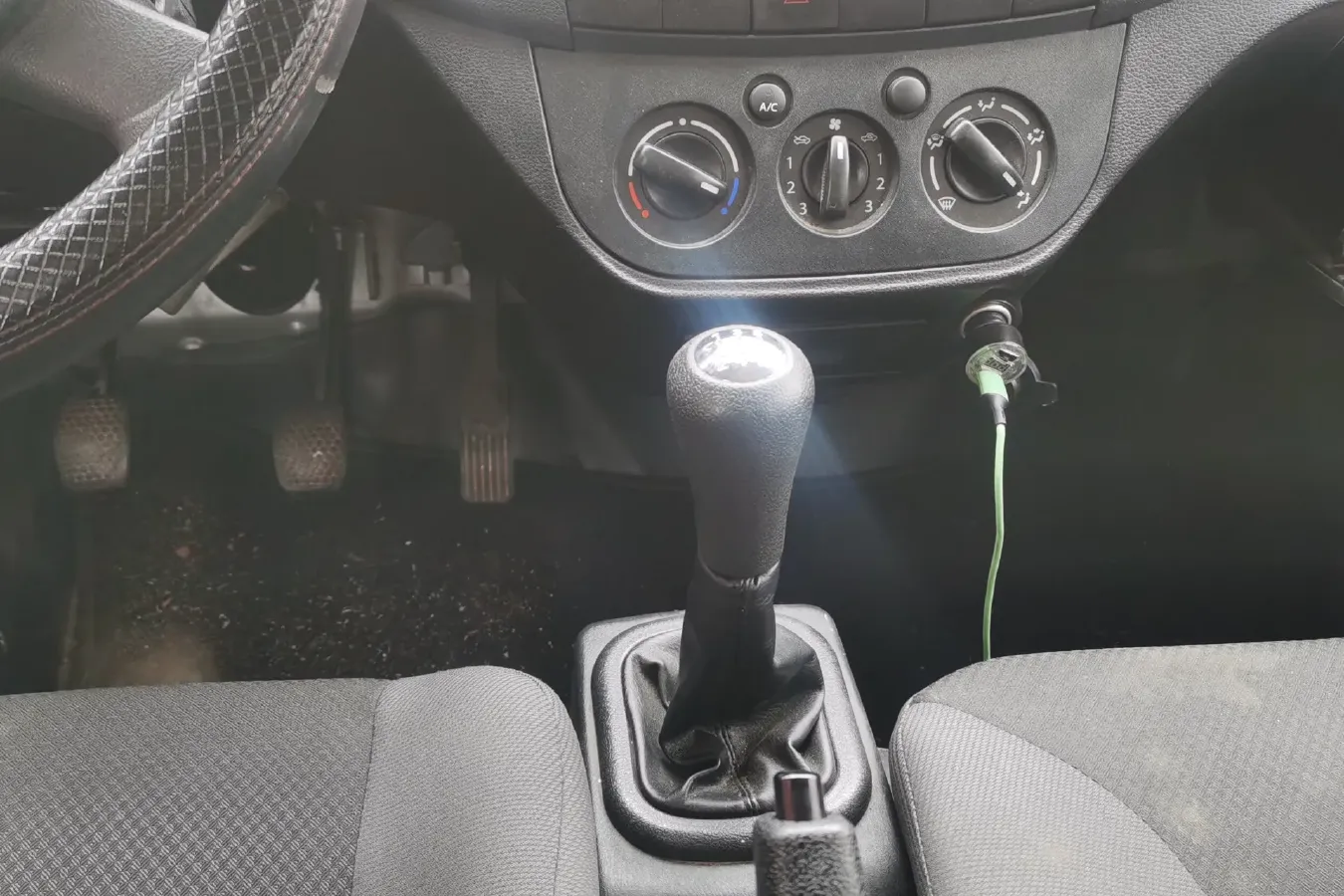 2021 ChangAn Kaicene ShenQi T20 1.5L 116HP L4 5MT,autocango,china used car exporter,china ev exporter,chinese used car exporter,chinese used ev exporter