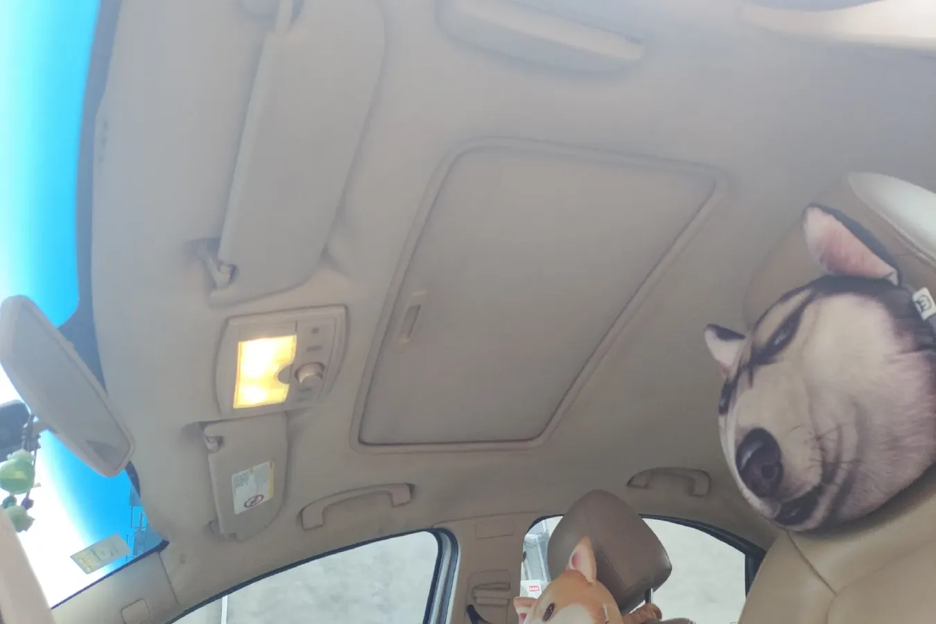 2012 Roewe 550 1.8L 133HP L4 5AT,autocango,china used car exporter,china ev exporter,chinese used car exporter,chinese used ev exporter