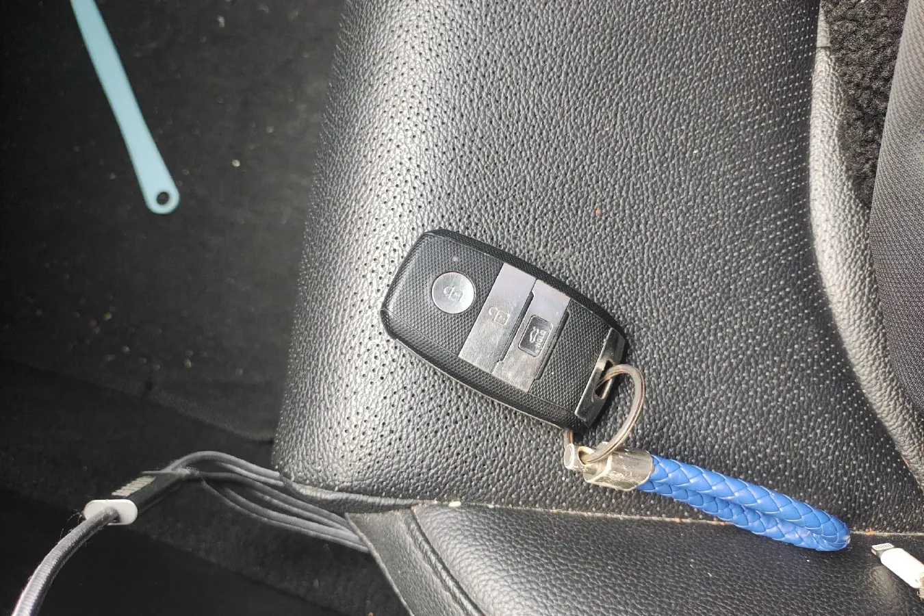 2013 Geely EC8 2.0L 141HP L4 6AT,autocango,china used car exporter,china ev exporter,chinese used car exporter,chinese used ev exporter