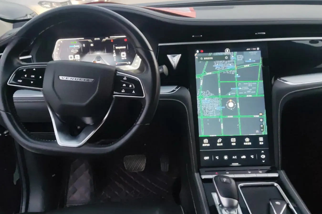 2020 Venucia Star 1.5T 190HP L4 7DCT,autocango,china used car exporter,china ev exporter,chinese used car exporter,chinese used ev exporter