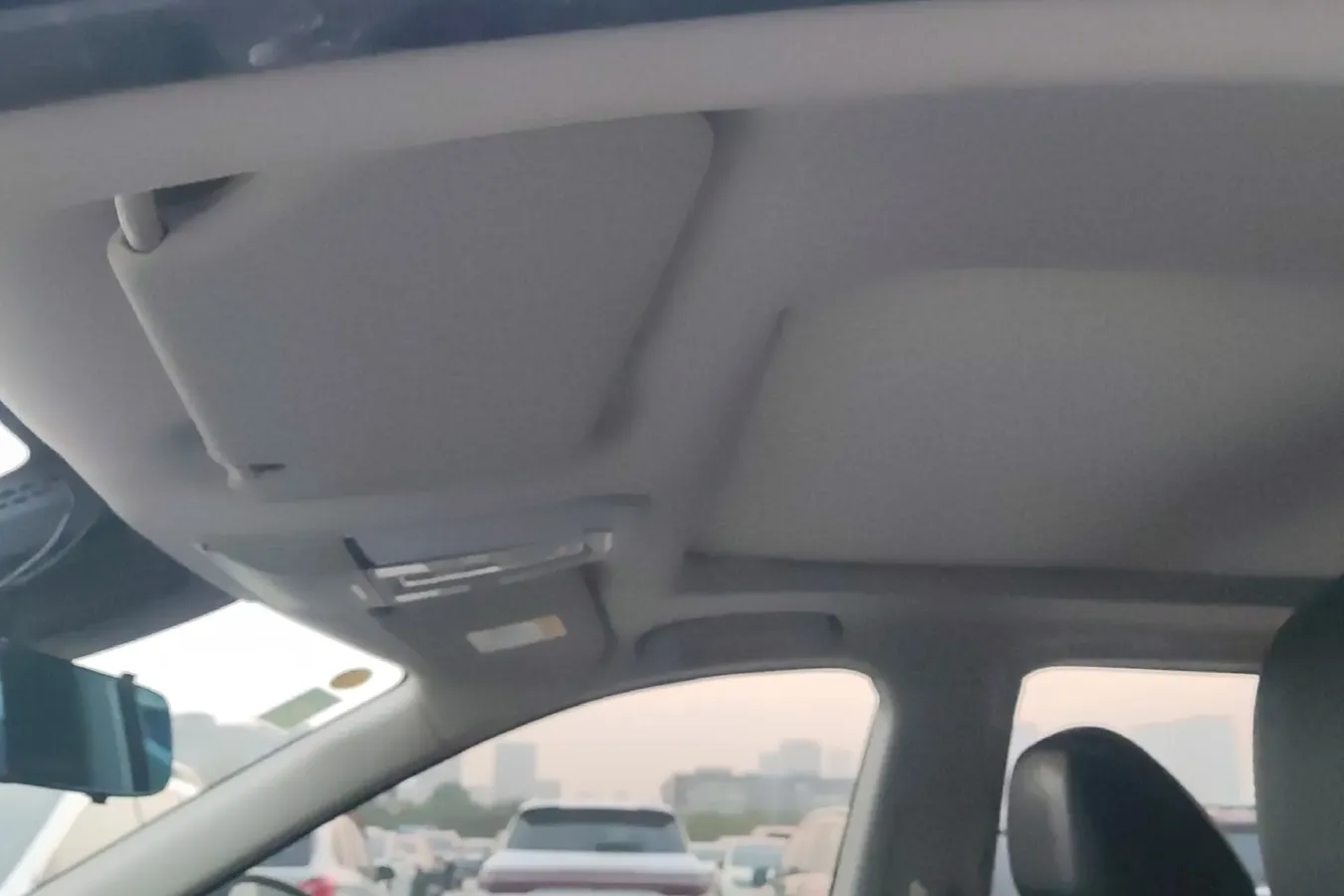 2020 Venucia Star 1.5T 190HP L4 7DCT,autocango,china used car exporter,china ev exporter,chinese used car exporter,chinese used ev exporter