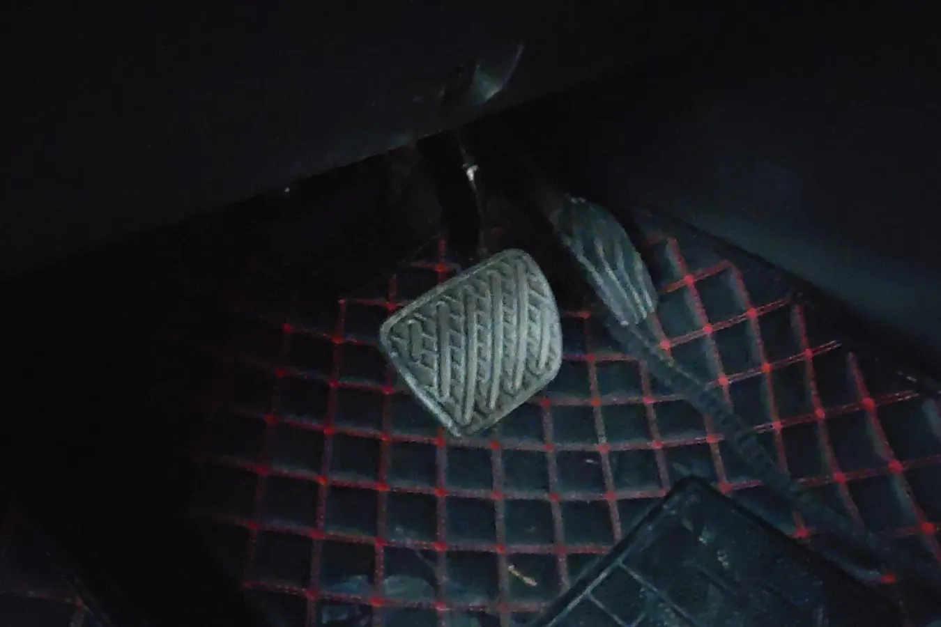 2020 Venucia Star 1.5T 190HP L4 7DCT,autocango,china used car exporter,china ev exporter,chinese used car exporter,chinese used ev exporter