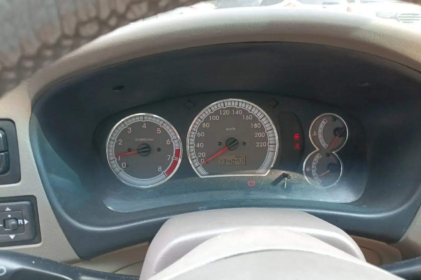 2006 Mitsubishi Lancer 1.6L 100HP L4 5MT,autocango,china used car exporter,china ev exporter,chinese used car exporter,chinese used ev exporter