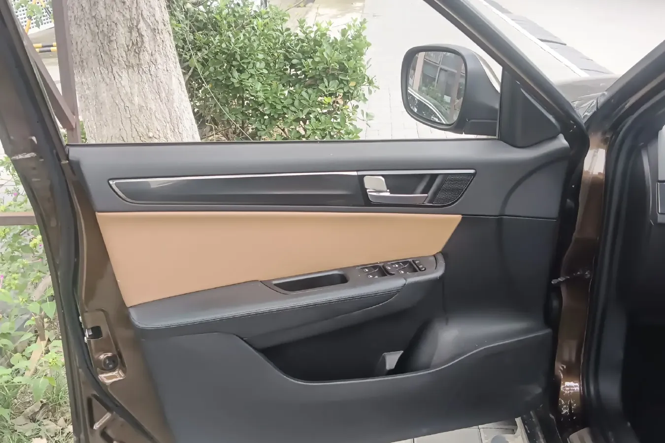 2016 Brilliance Auto V5 1.5T 150HP L4 5AT,autocango,china used car exporter,china ev exporter,chinese used car exporter,chinese used ev exporter