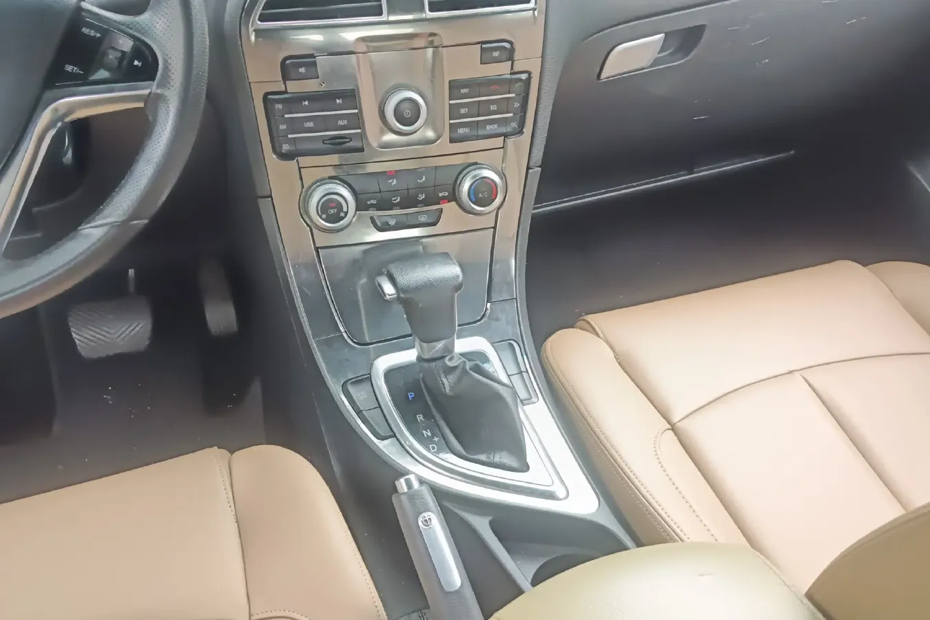 2016 Brilliance Auto V5 1.5T 150HP L4 5AT,autocango,china used car exporter,china ev exporter,chinese used car exporter,chinese used ev exporter