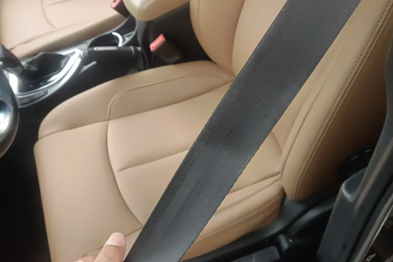 2016 Brilliance Auto V5 1.5T 150HP L4 5AT,autocango,china used car exporter,china ev exporter,chinese used car exporter,chinese used ev exporter