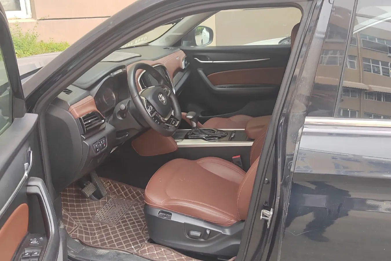 2018 Brilliance Auto V6 1.5T 150HP L4 7DCT,autocango,china used car exporter,china ev exporter,chinese used car exporter,chinese used ev exporter