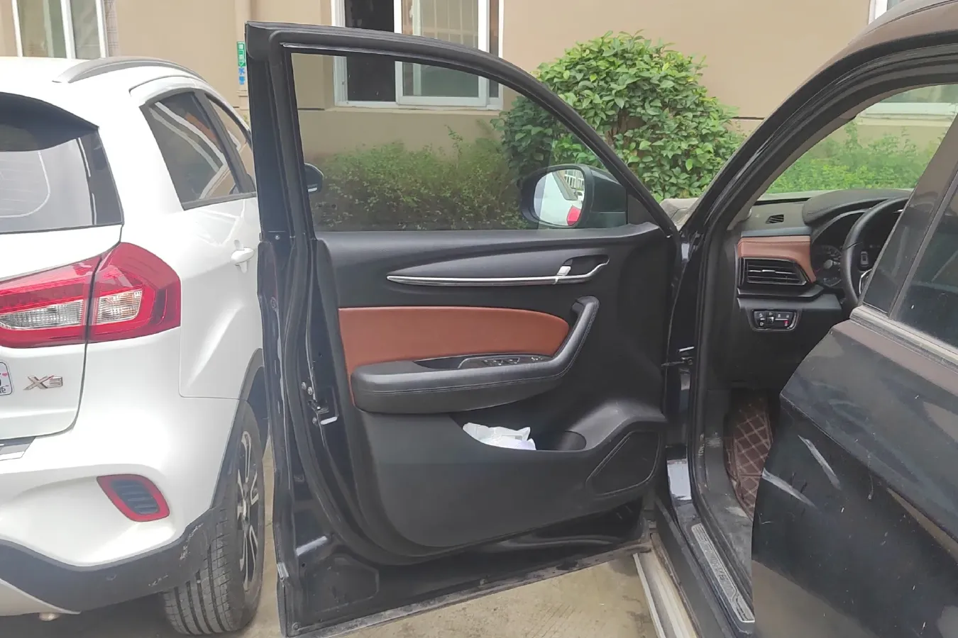 2018 Brilliance Auto V6 1.5T 150HP L4 7DCT,autocango,china used car exporter,china ev exporter,chinese used car exporter,chinese used ev exporter