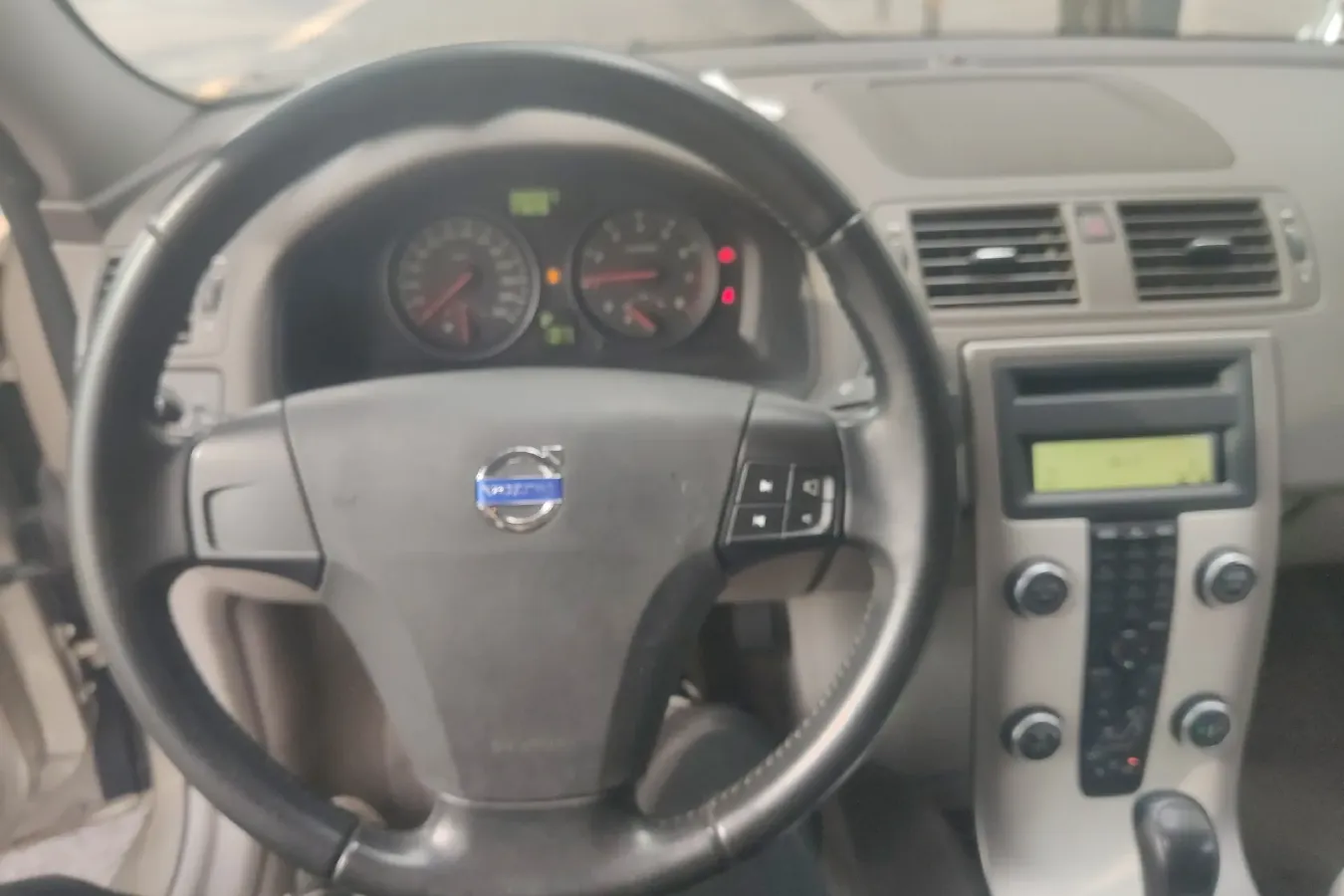 2011 Volvo S40 2.0L 141HP L4 6DCT,autocango,china used car exporter,china ev exporter,chinese used car exporter,chinese used ev exporter