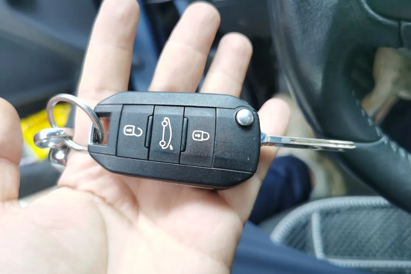 2015 Peugeot 308S 1.2T 136HP L3 6AT,autocango,china used car exporter,china ev exporter,chinese used car exporter,chinese used ev exporter