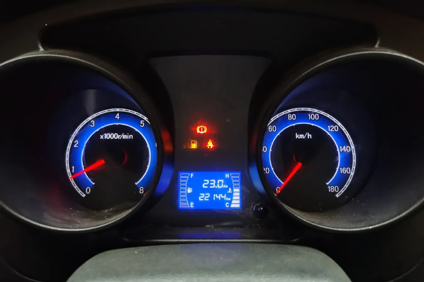 2020 ChangAn Kaicene ShenQi T20 1.5L 116HP L4 5MT,autocango,china used car exporter,china ev exporter,chinese used car exporter,chinese used ev exporter