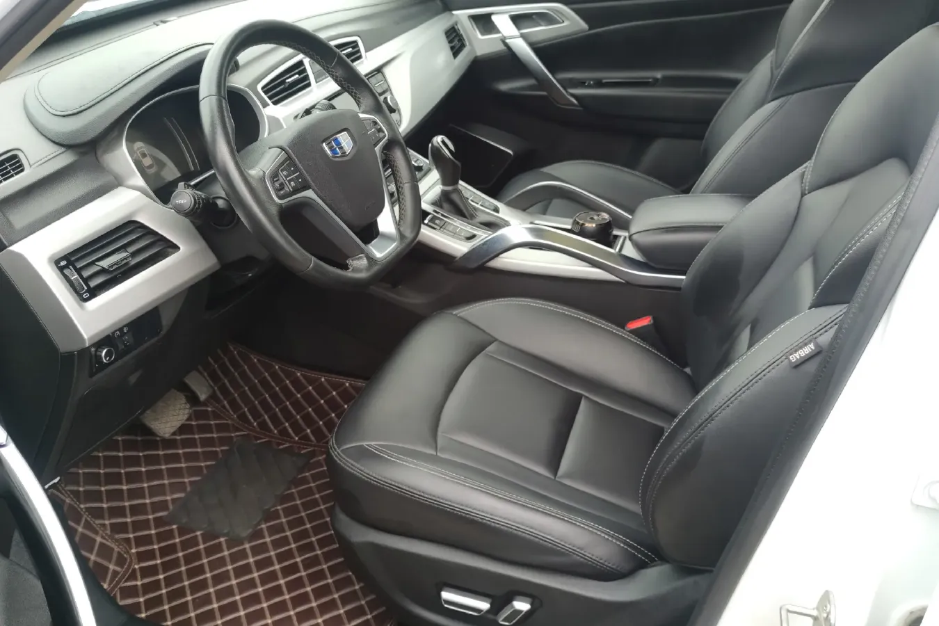 2016 Geely Azkarra 1.8T 184HP L4 6AT,autocango,china used car exporter,china ev exporter,chinese used car exporter,chinese used ev exporter