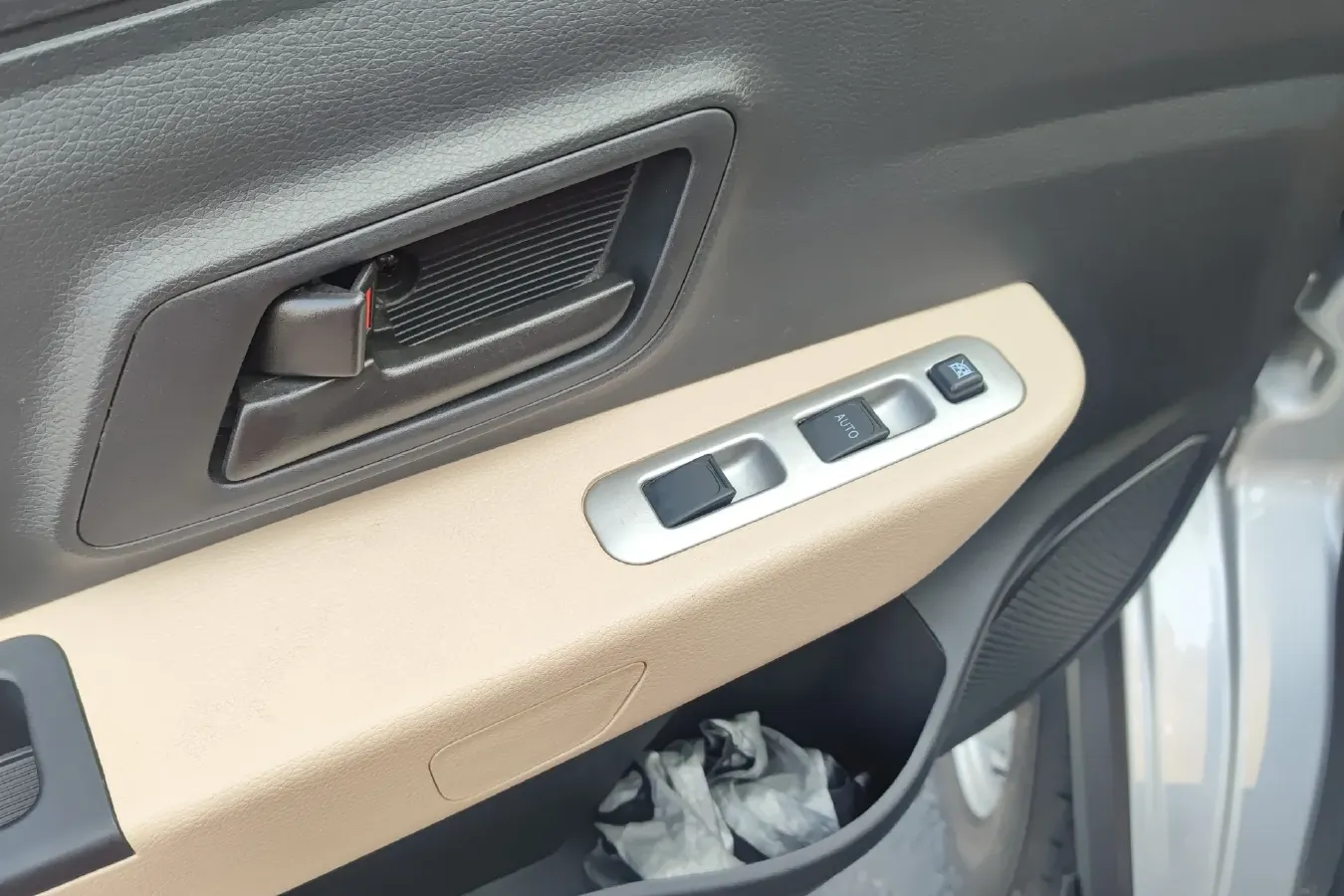 2022 ChangAn KuaYue New Leopard T5 1.6L 122HP L4 5MT,autocango,china used car exporter,china ev exporter,chinese used car exporter,chinese used ev exporter