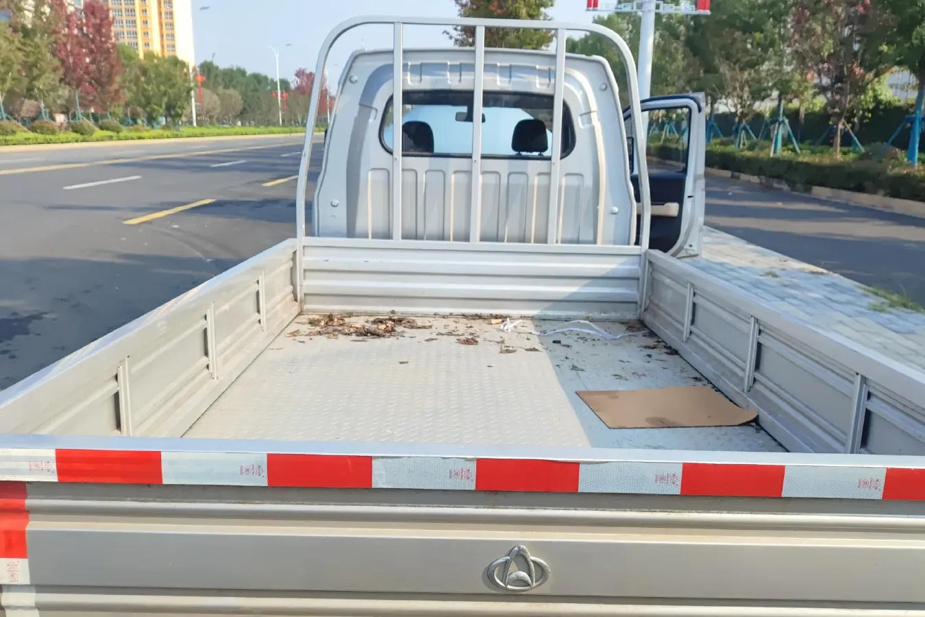 2022 ChangAn KuaYue New Leopard T5 1.6L 122HP L4 5MT,autocango,china used car exporter,china ev exporter,chinese used car exporter,chinese used ev exporter