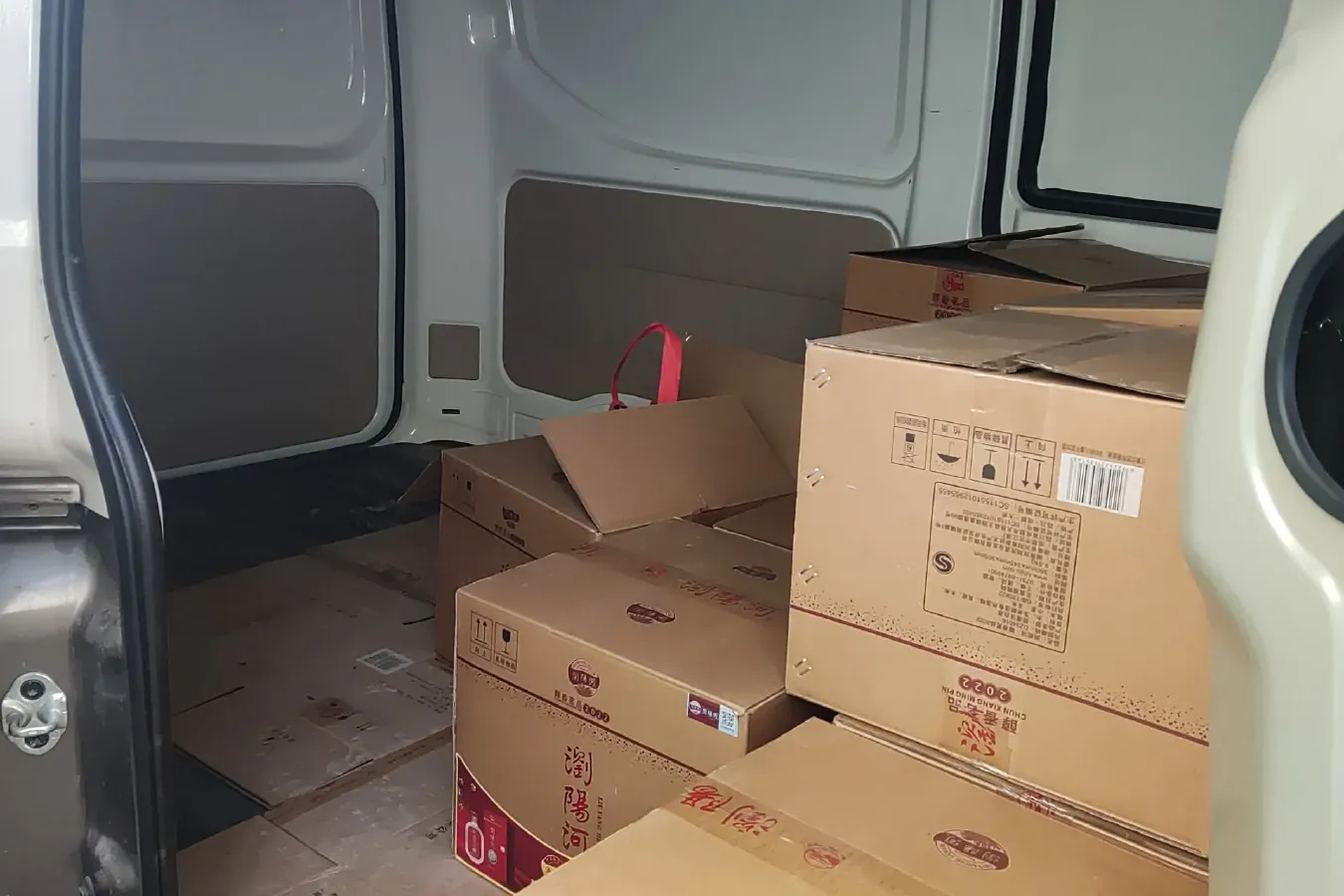 2022 ChangAn KuaYue KuaYueXing V3 1.5L 107HP L4 5MT,autocango,china used car exporter,china ev exporter,chinese used car exporter,chinese used ev exporter