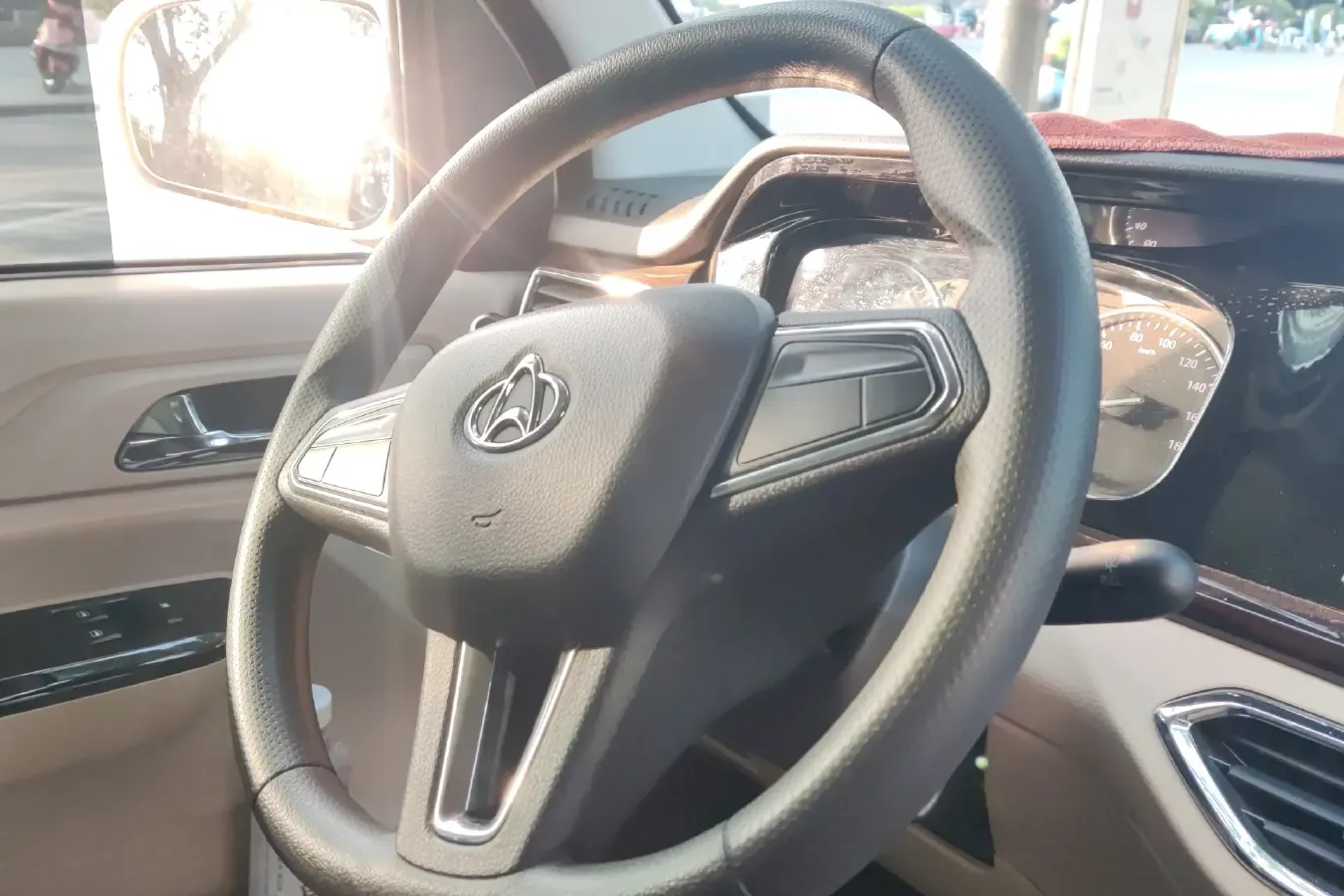 2022 ChangAn KuaYue KuaYueXing V3 1.5L 107HP L4 5MT,autocango,china used car exporter,china ev exporter,chinese used car exporter,chinese used ev exporter