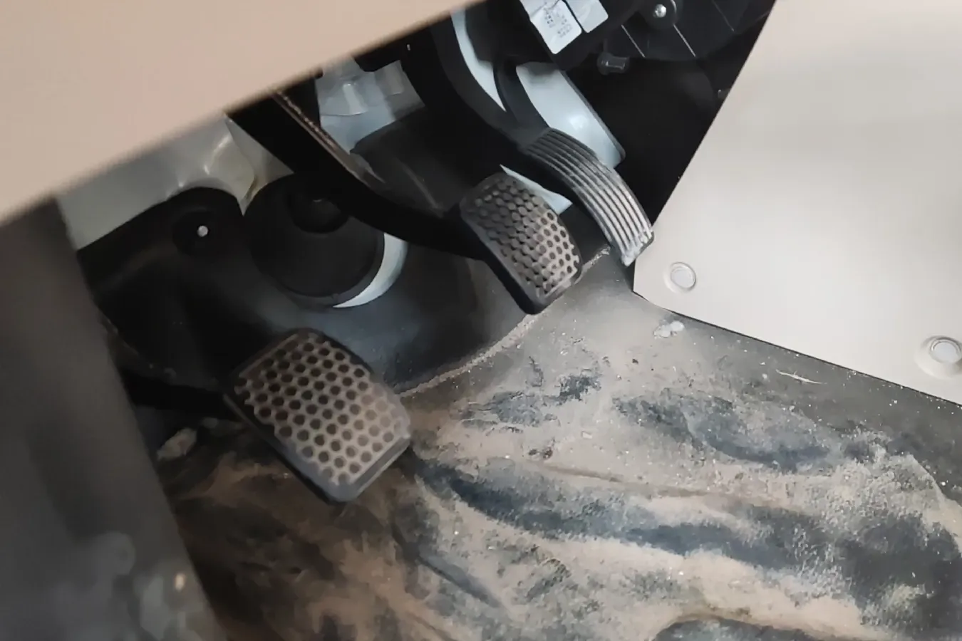 2022 ChangAn KuaYue KuaYueXing V3 1.5L 107HP L4 5MT,autocango,china used car exporter,china ev exporter,chinese used car exporter,chinese used ev exporter