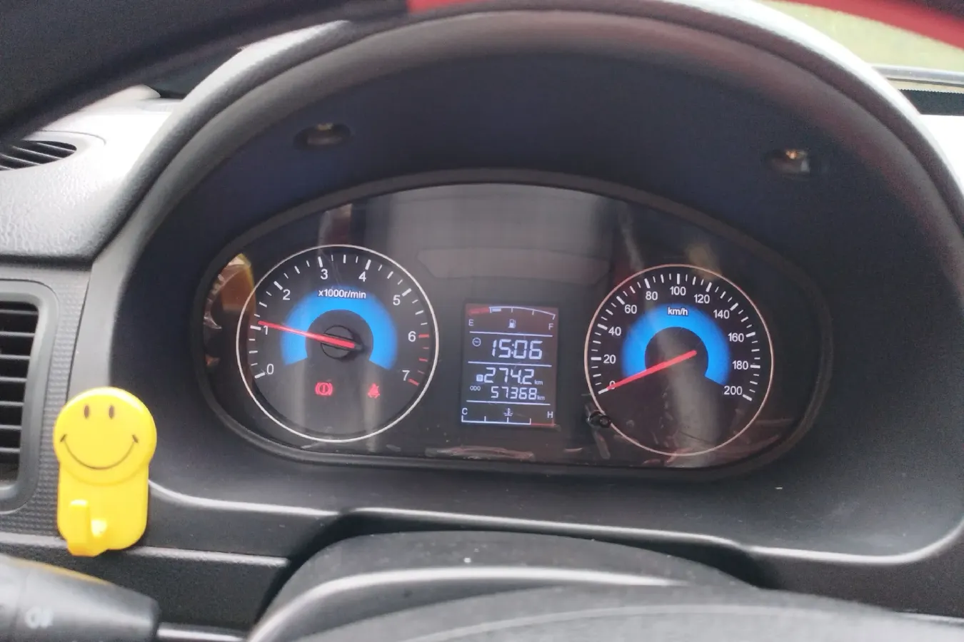 2016 DongFeng Fengon Fengon 330 1.5L 109HP L4 5MT,autocango,china used car exporter,china ev exporter,chinese used car exporter,chinese used ev exporter