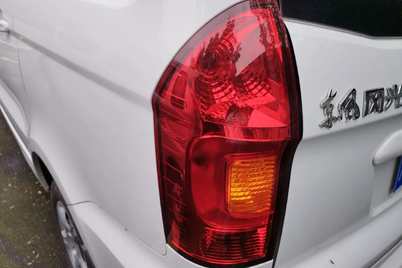 2016 DongFeng Fengon Fengon 330 1.5L 109HP L4 5MT,autocango,china used car exporter,china ev exporter,chinese used car exporter,chinese used ev exporter