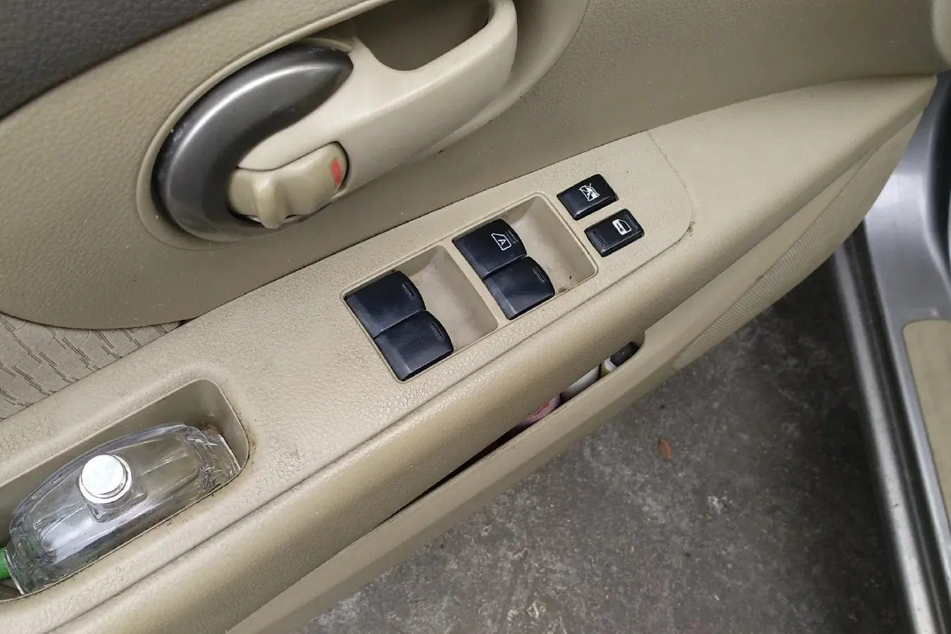 2006 Nissan Geniss 1.8L 126HP L4 6MT,autocango,china used car exporter,china ev exporter,chinese used car exporter,chinese used ev exporter