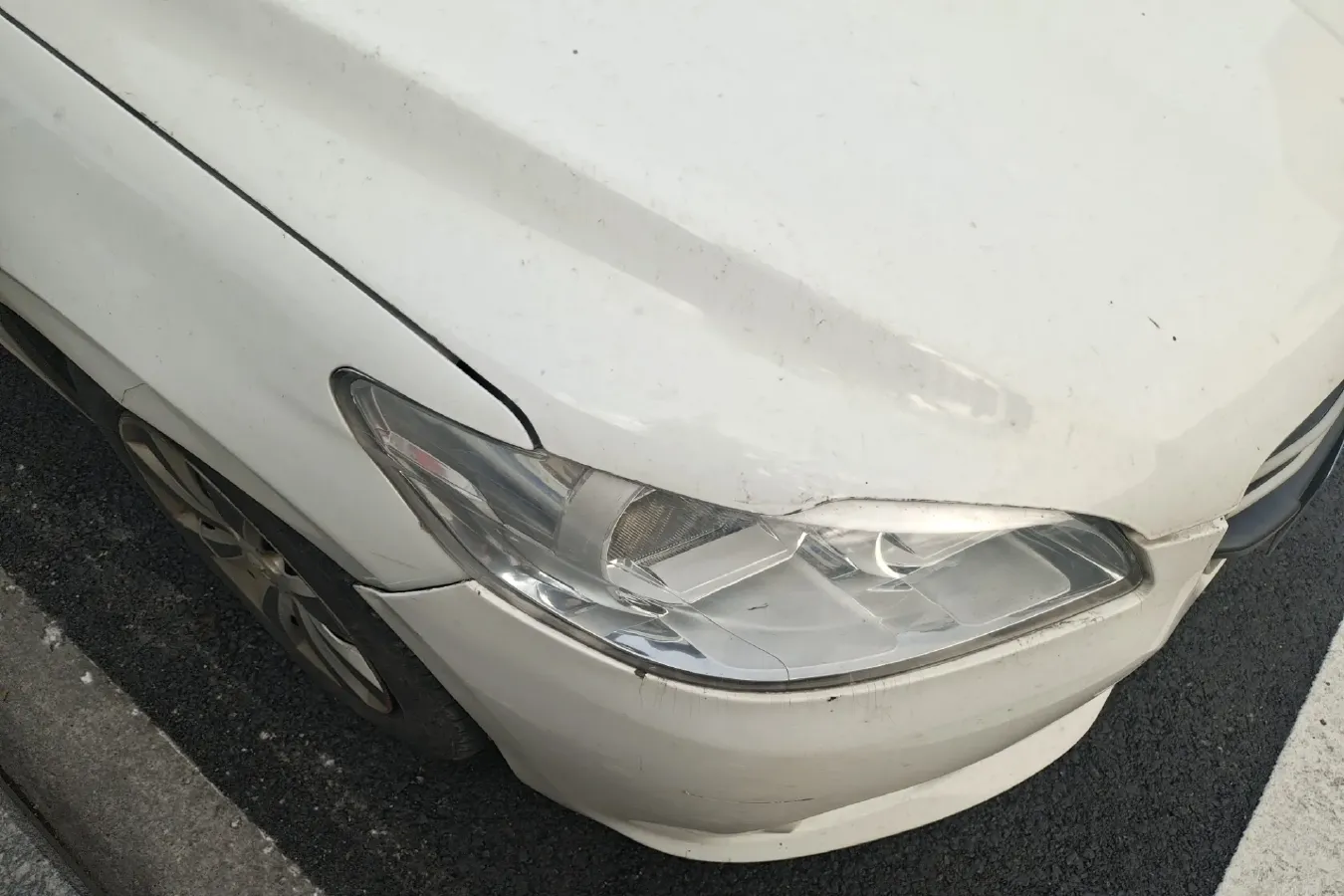 2014 Peugeot 301 1.6L 117HP L4 4AT,autocango,china used car exporter,china ev exporter,chinese used car exporter,chinese used ev exporter