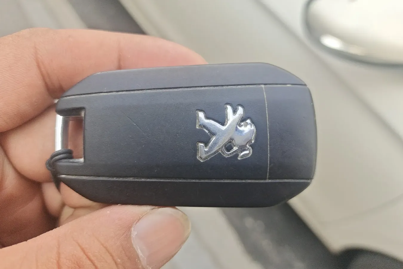 2014 Peugeot 301 1.6L 117HP L4 4AT,autocango,china used car exporter,china ev exporter,chinese used car exporter,chinese used ev exporter