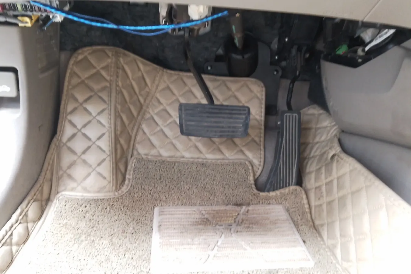 2012 Ciimo Ciimo 1.8L 140HP L4 5AT,autocango,china used car exporter,china ev exporter,chinese used car exporter,chinese used ev exporter