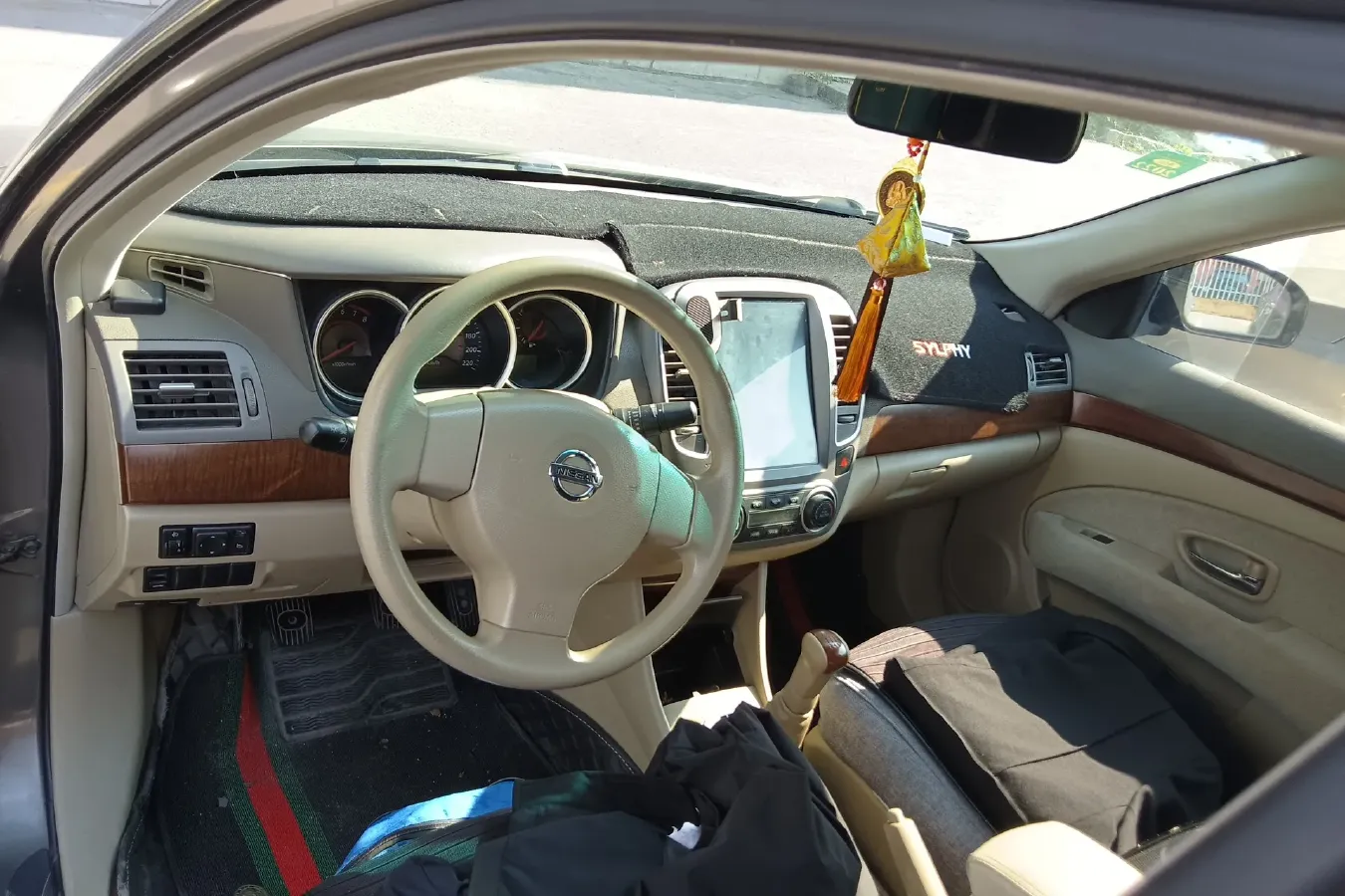 2009 Nissan Sylphy 1.6L 117HP L4 5MT,autocango,china used car exporter,china ev exporter,chinese used car exporter,chinese used ev exporter