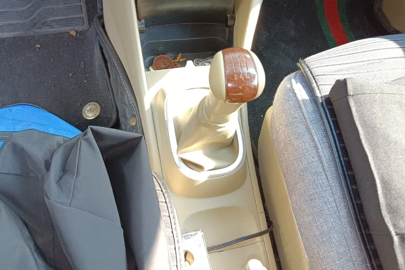 2009 Nissan Sylphy 1.6L 117HP L4 5MT,autocango,china used car exporter,china ev exporter,chinese used car exporter,chinese used ev exporter