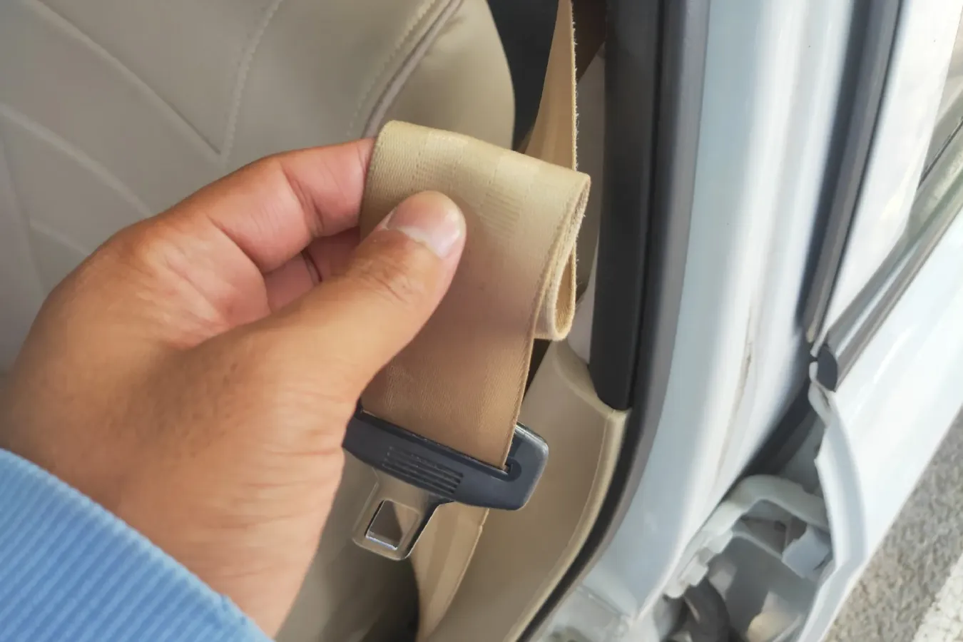 2012 Brilliance Auto H320 1.5L 105HP L4 4AT,autocango,china used car exporter,china ev exporter,chinese used car exporter,chinese used ev exporter