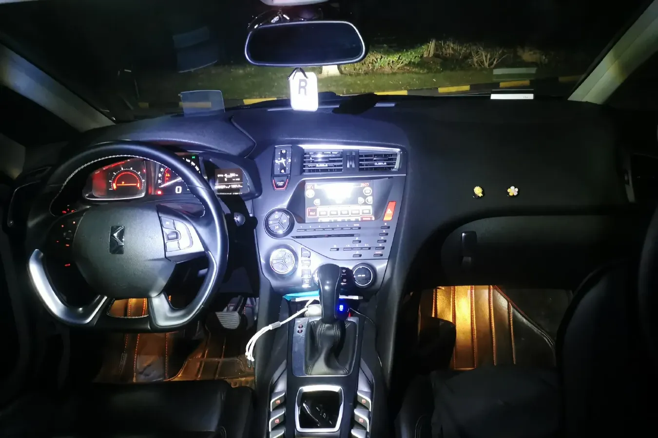 2014 DS 5 1.6T 163HP L4 6AT,autocango,china used car exporter,china ev exporter,chinese used car exporter,chinese used ev exporter