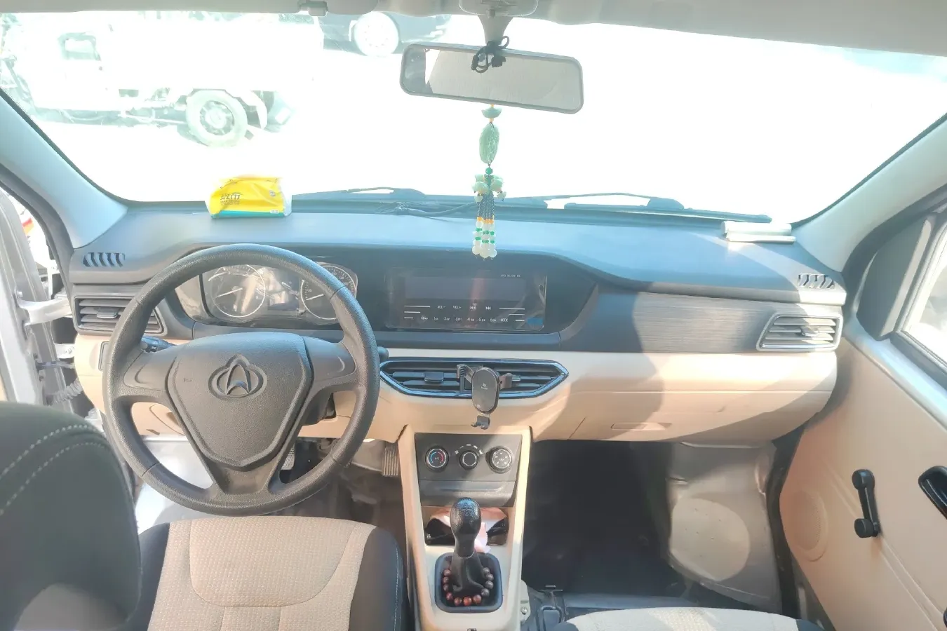 2022 ChangAn KuaYue KuaYueXing V3 1.5L 107HP L4 5MT,autocango,china used car exporter,china ev exporter,chinese used car exporter,chinese used ev exporter