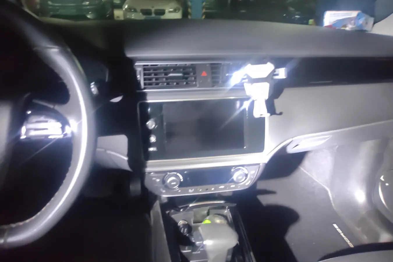 2014 Qoros 3 1.6T 156HP L4 6DCT,autocango,china used car exporter,china ev exporter,chinese used car exporter,chinese used ev exporter