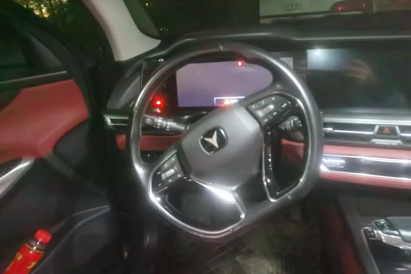 2020 ChangAn CS75 Plus 2.0T 233HP L4 8AT,autocango,china used car exporter,china ev exporter,chinese used car exporter,chinese used ev exporter