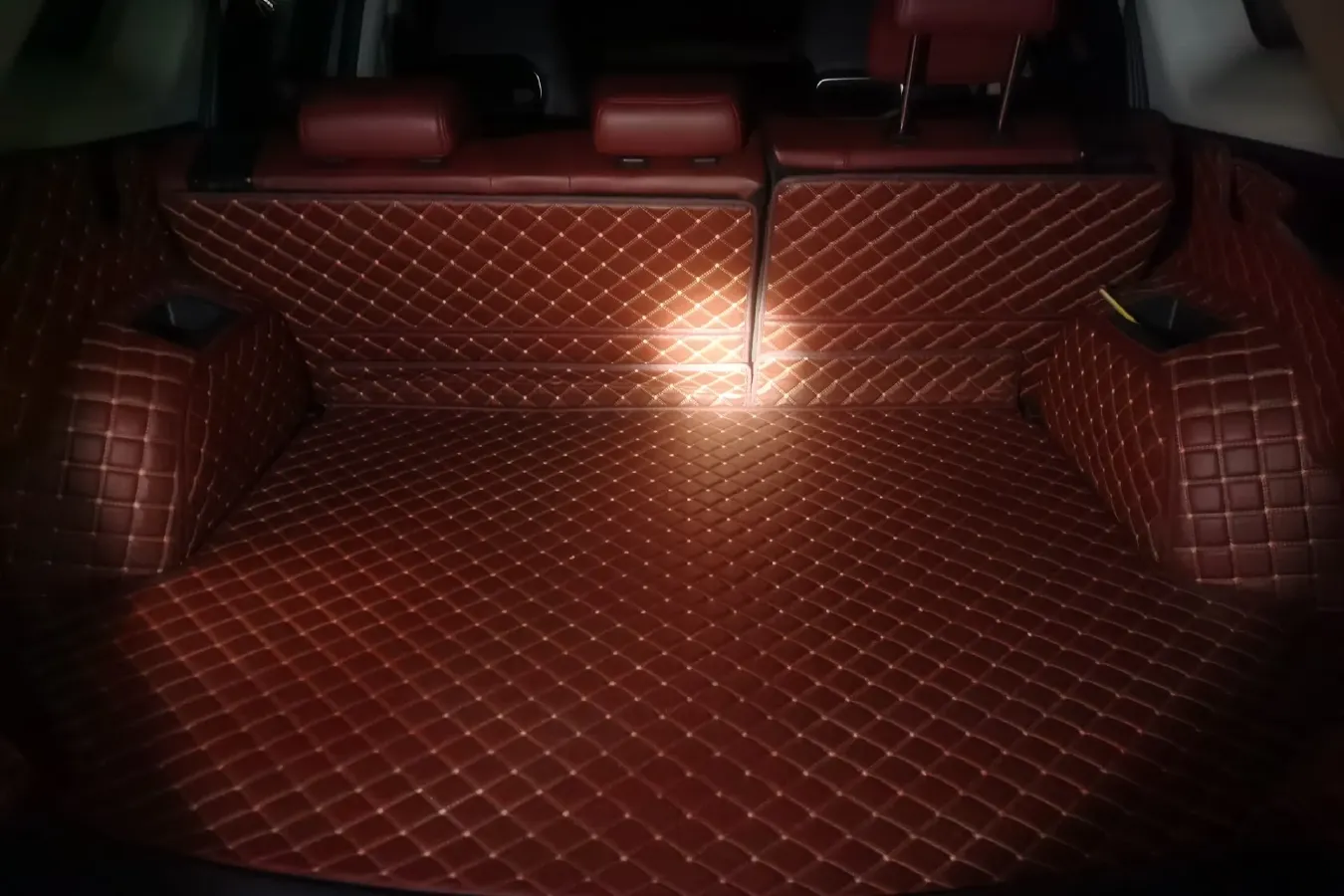 2020 ChangAn CS75 Plus 2.0T 233HP L4 8AT,autocango,china used car exporter,china ev exporter,chinese used car exporter,chinese used ev exporter